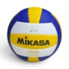 Balón de voley mikasa número 5.